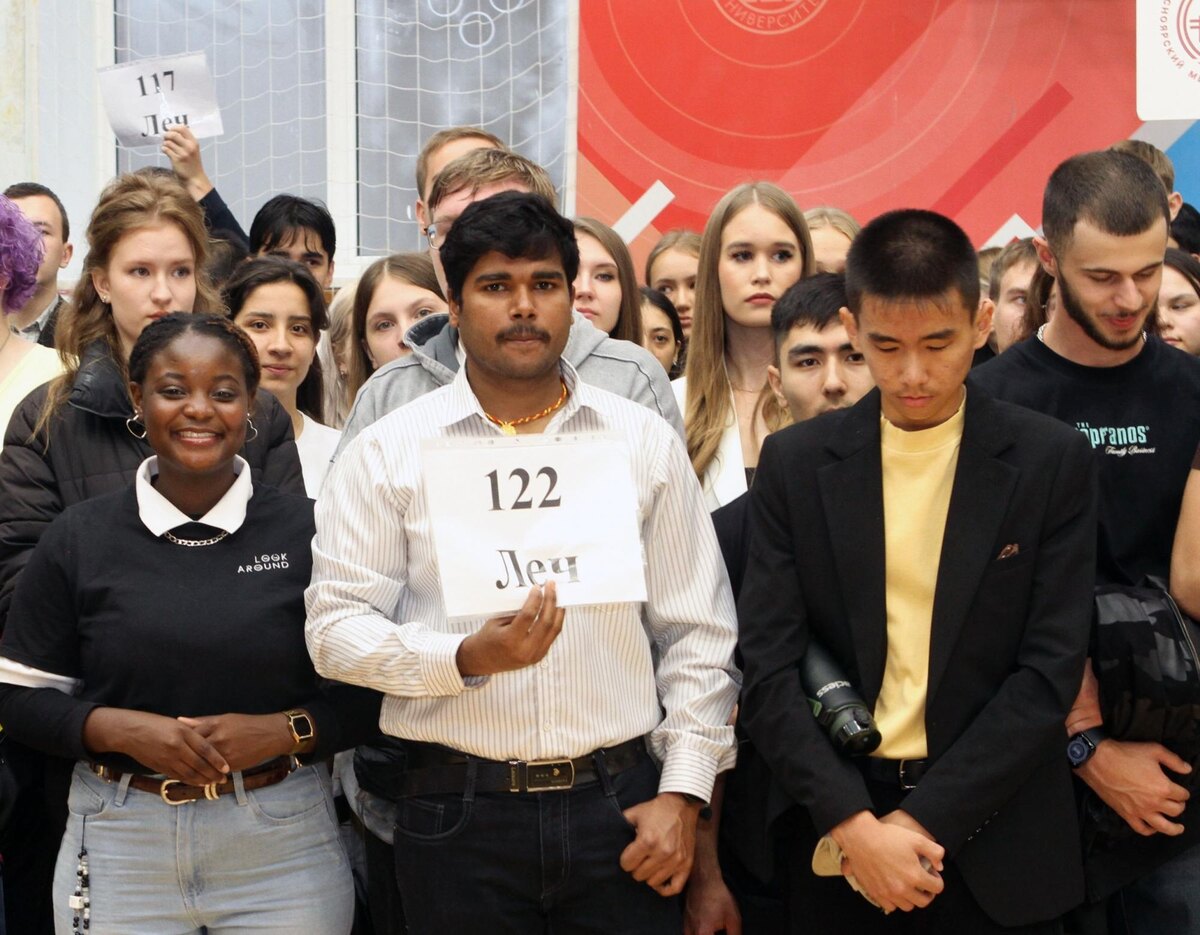     162 иностранца в этом году стали студентами красноярского медуниверситета