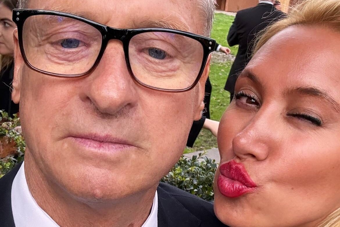   Умер от сердечного приступа после купания в океане в США отец хоккеистов Павла и Валерия Буре