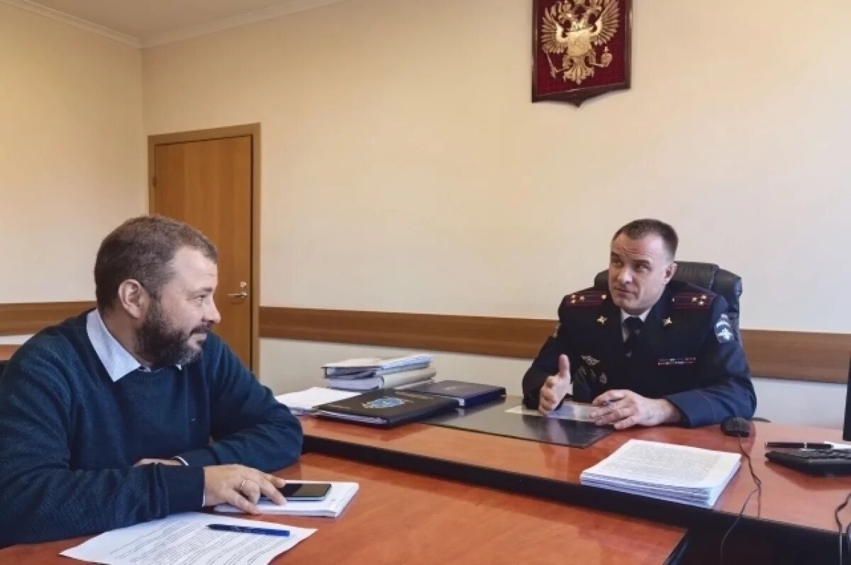    Павел Жилюнов считает, что сейчас настало время новых Жегловых и Шараповых.