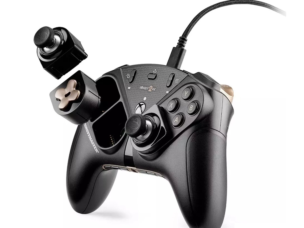    Thrustmaster выпустила модульный геймпад для любителей кастомизации