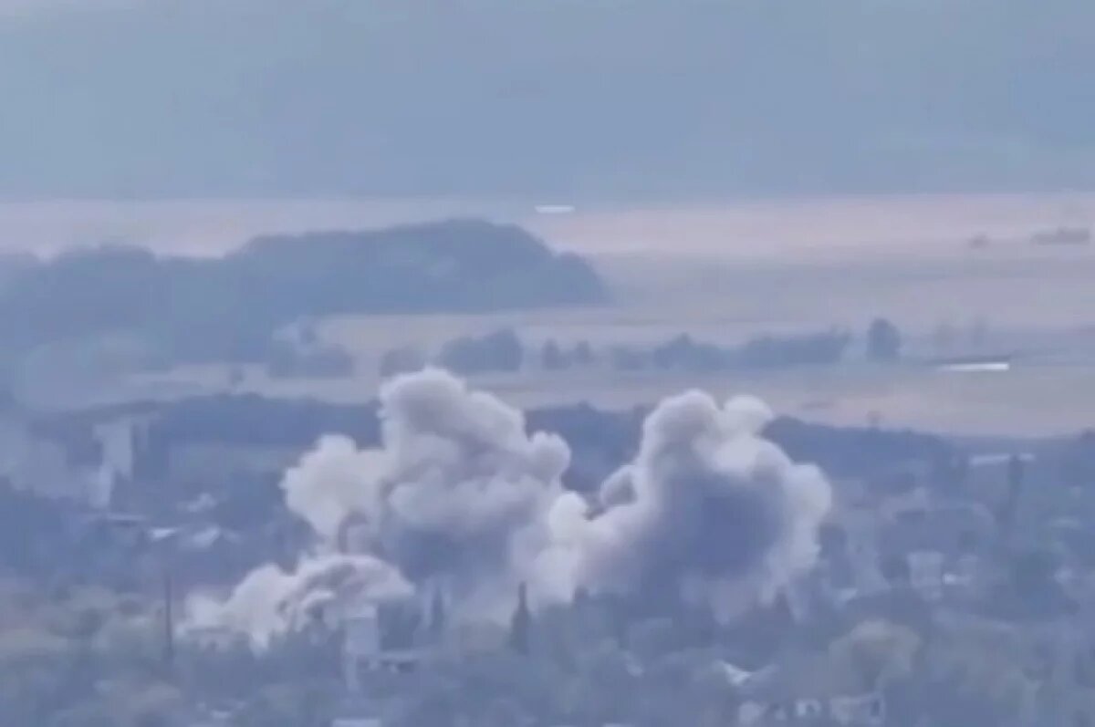    Управляемые бомбы разнесли пункт дислокации ВСУ в поселке Купянск-Узловой