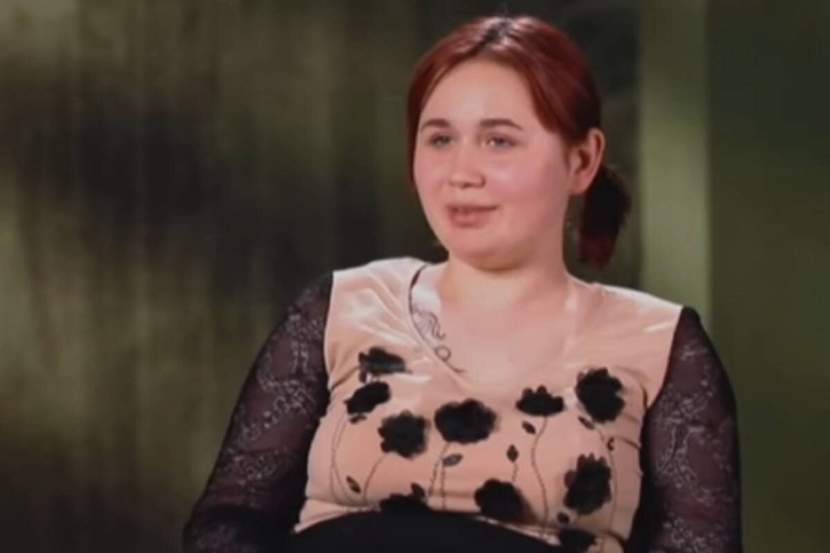 Кадр видео. Канал "Мама в 16"