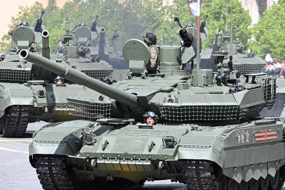    MWM: Российский танк Т-90М значительно превосходит Leopard, Abrams и Challenger Владимир ВЕЛЕНГУРИН