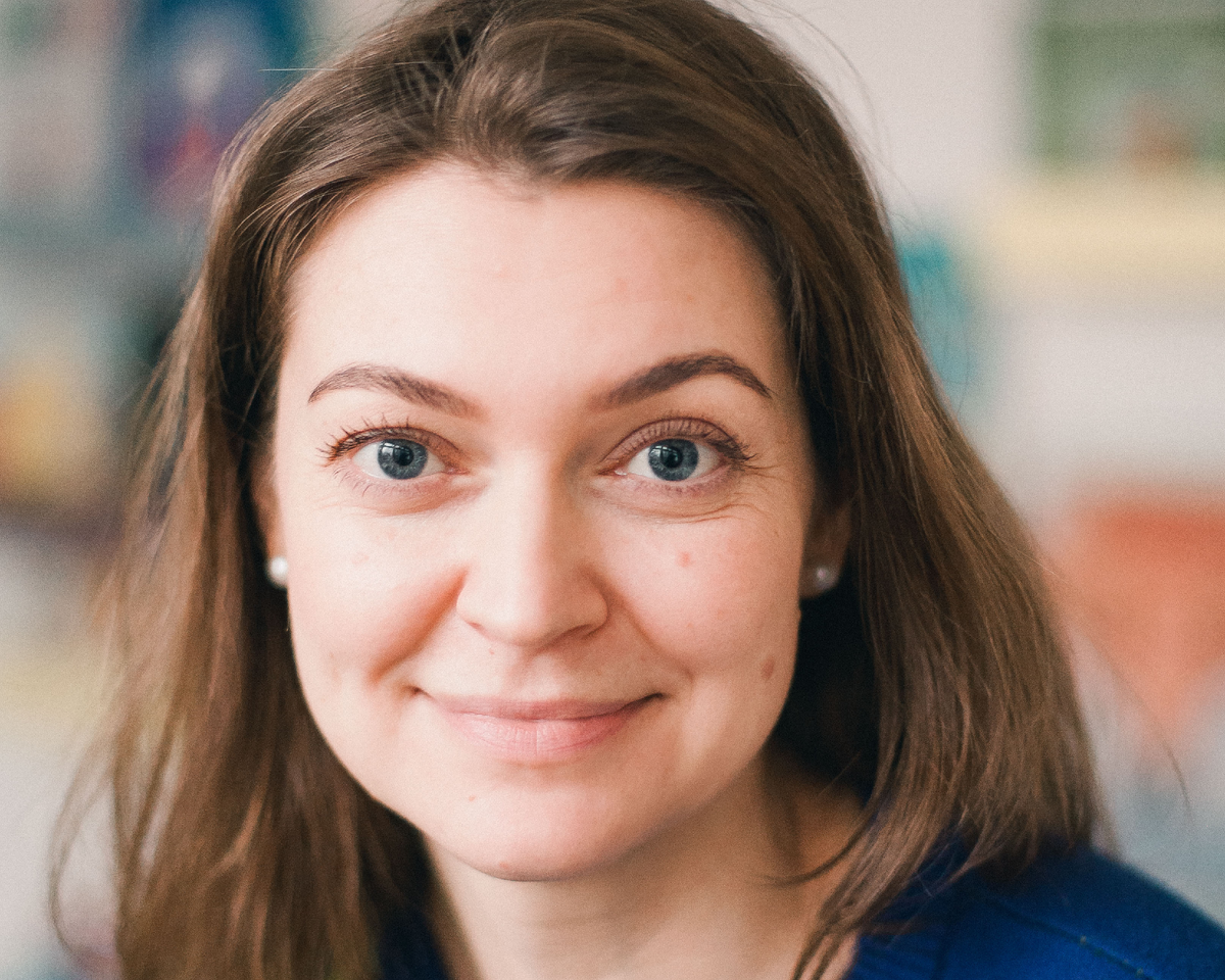 Уважение к детям, доверие к родителям и ежедневные маленькие чудеса. Воспитатель Анна Анисимова — о ценностях детского сада Европейской гимназии.