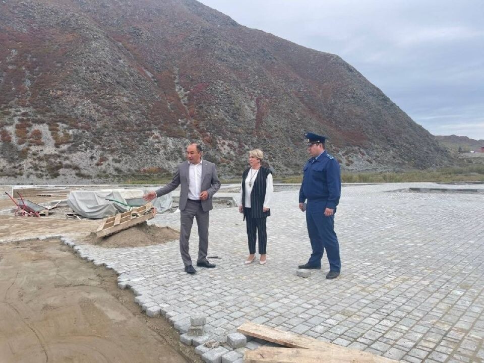    Благоустройство и ремонт объектов в селе Усть-Кан. Источник: Прокуратура Республики Алтай