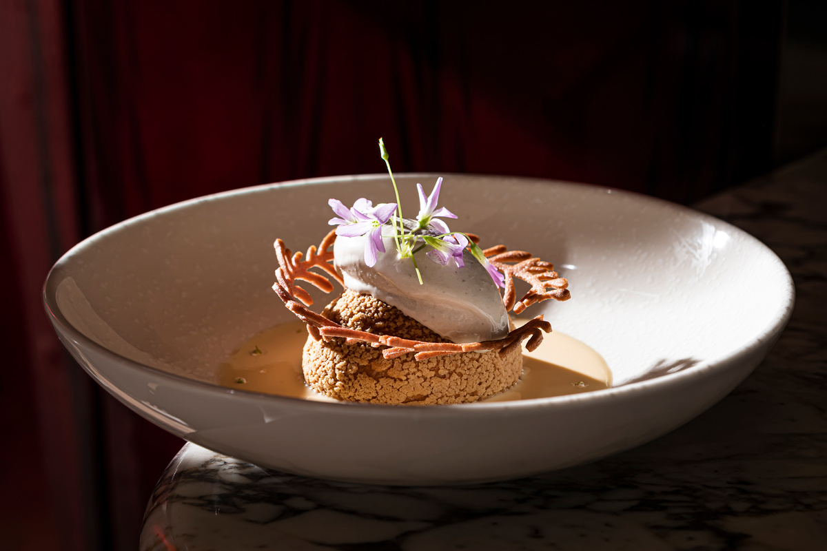    Новости ресторанов: картофельные пончики, ромовые мини-бабы и суп из перцев поблано (фото 1)