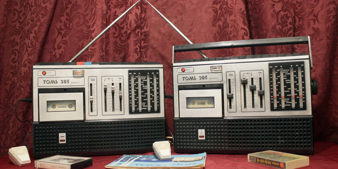 Симпатичные магнитолы близнецы — «Вега-320» и «Томь-305»