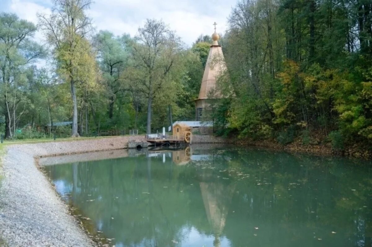    Вице-премьер РФ познакомился с возрождением Свято-Боровского монастыря