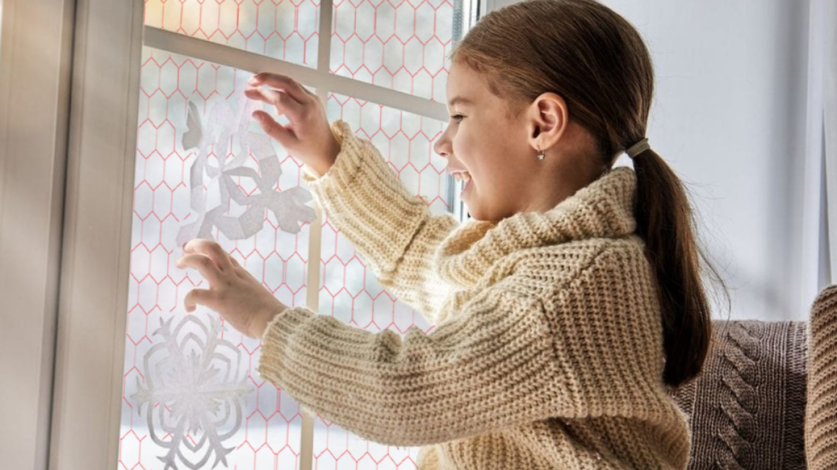 Чтобы рядом с панорамным окном не ставить конвектор и не портить интерьер, обратите внимание на окна Kaleva Thermo с обогревом — стекла со специальным напылением сами становятся источниками тепла