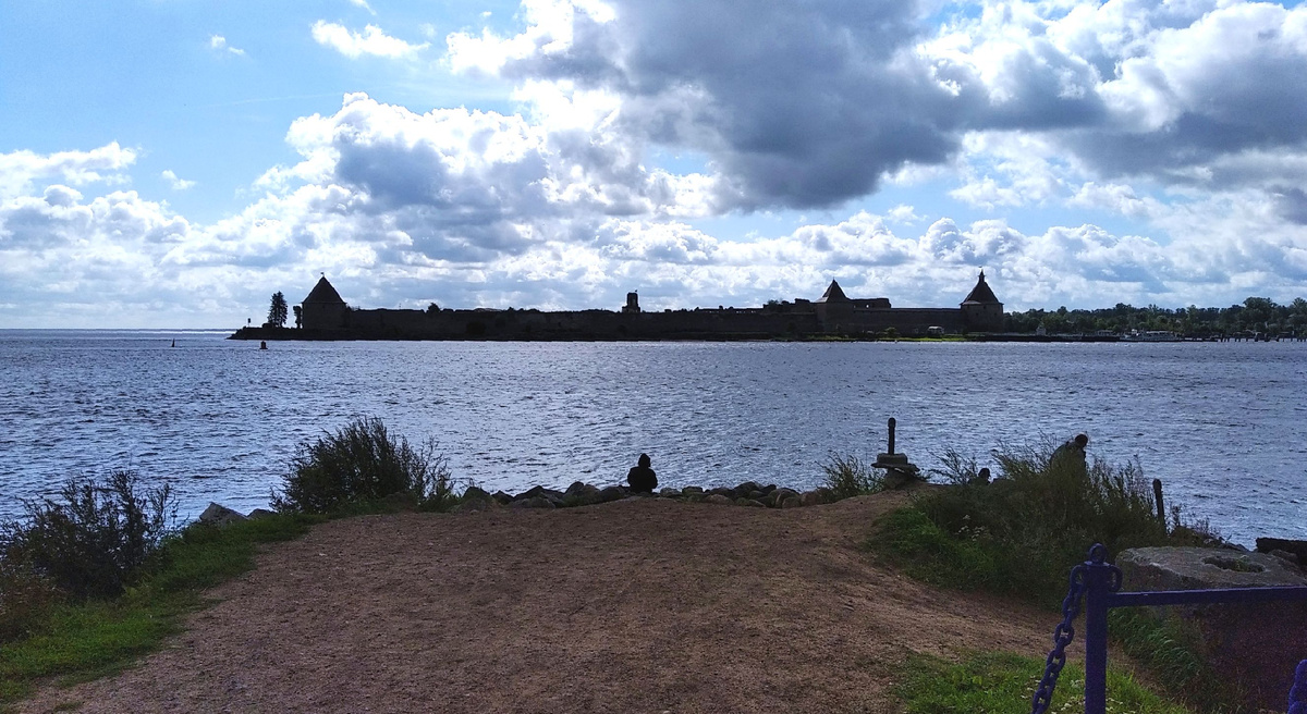 Вид на крепость с берега