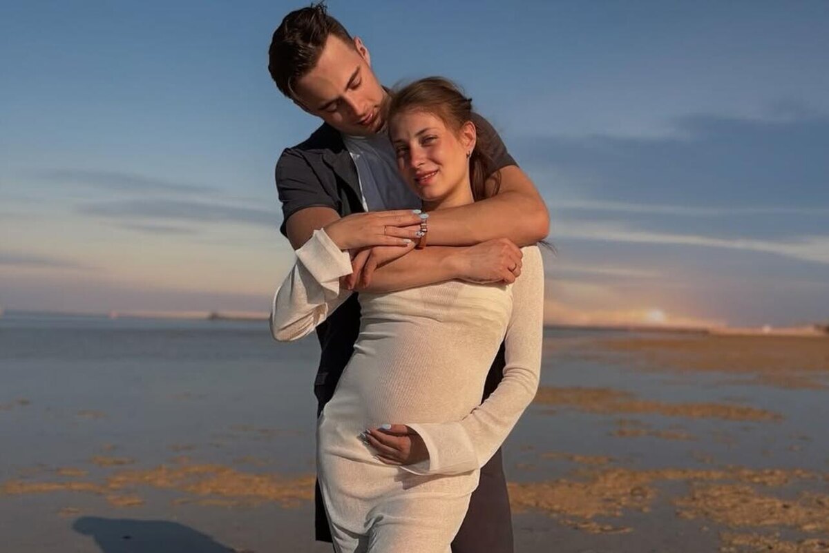    Алена Косторная с мужем Социальные сети