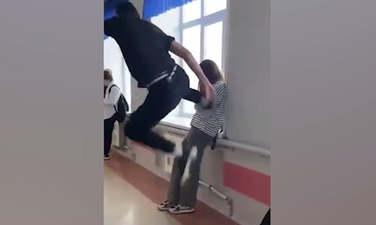     / Источник: Кадр из видео