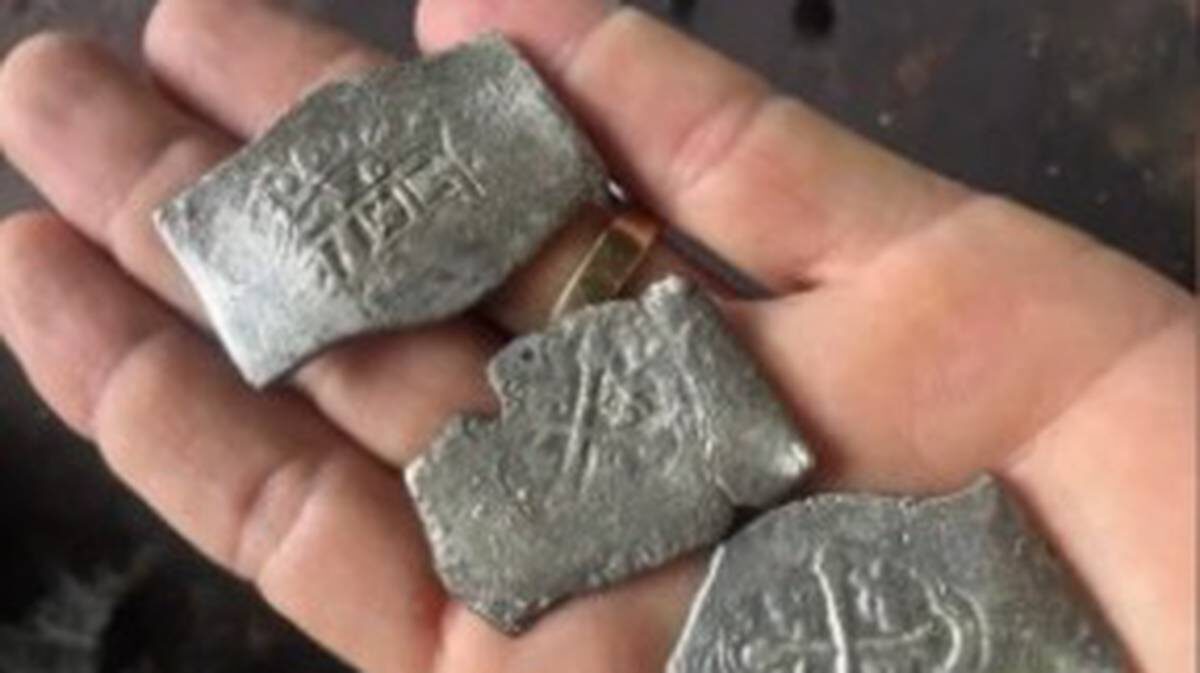    Фото: 1715 Fleet — Queens Jewels