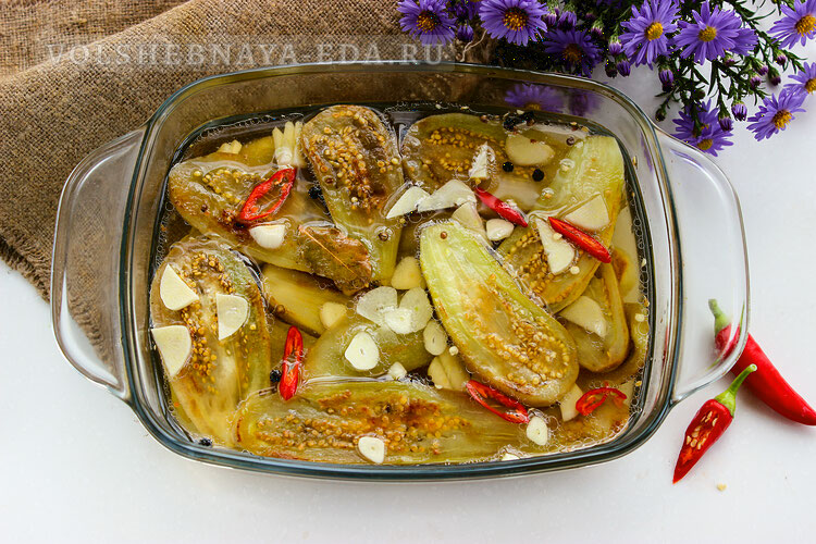 Маринованные баклажаны с чесноком и чили