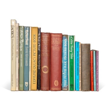 это те фото, что остались. На аукционе продали целый шкаф