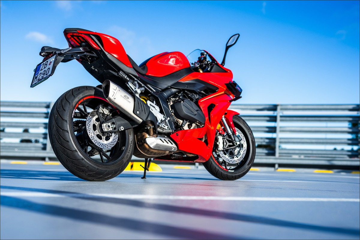 Будьте бдительны. На улице нет мелочей. Только постоянное внимание и непрерывное сканирование обстановки позволяют минимизировать риски и обеспечить максимальную безопасность.