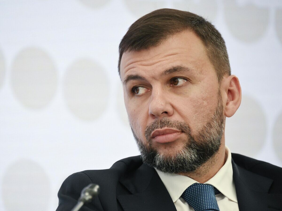    Глава Донецкой Народной Республики Денис Пушилин на ПМЭФ-2025 © РИА Новости / Владимир Астапкович