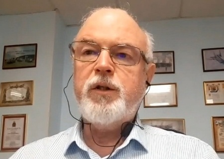    Подготовка к войне. Что стоит за реформой Трампа и передадут ли «Томагавки» Украине? Мнение Юрия Кнутова