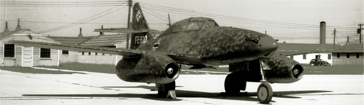 Ме-262 на стоянке, автор неизвестен