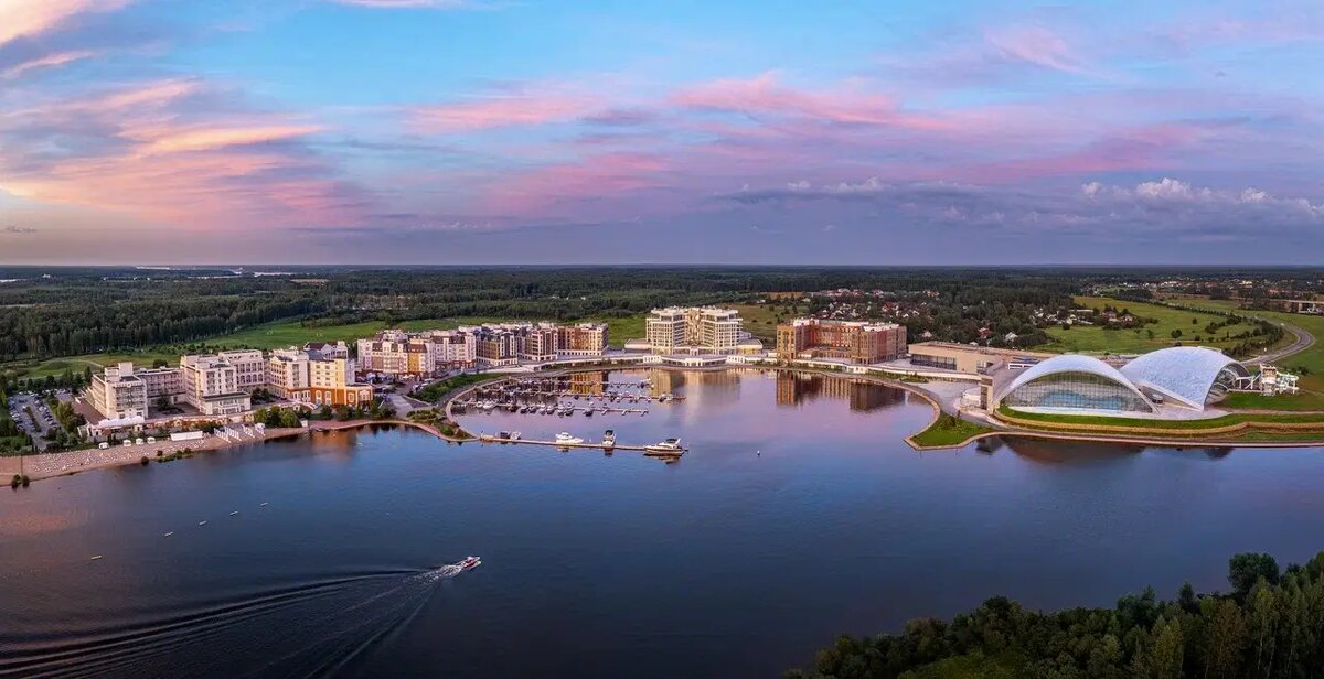     © УК "Васта Отель Менеджмент". Вадим Щербаков