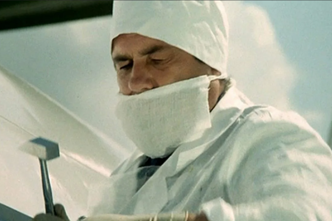 "Невероятные приключения итальянцев в России"