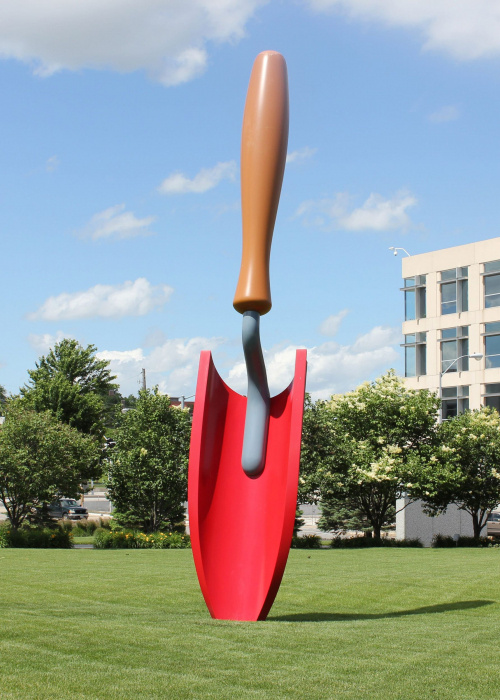    У пространства «ГЭС-2» поставили новую скульптуру (фото 2)