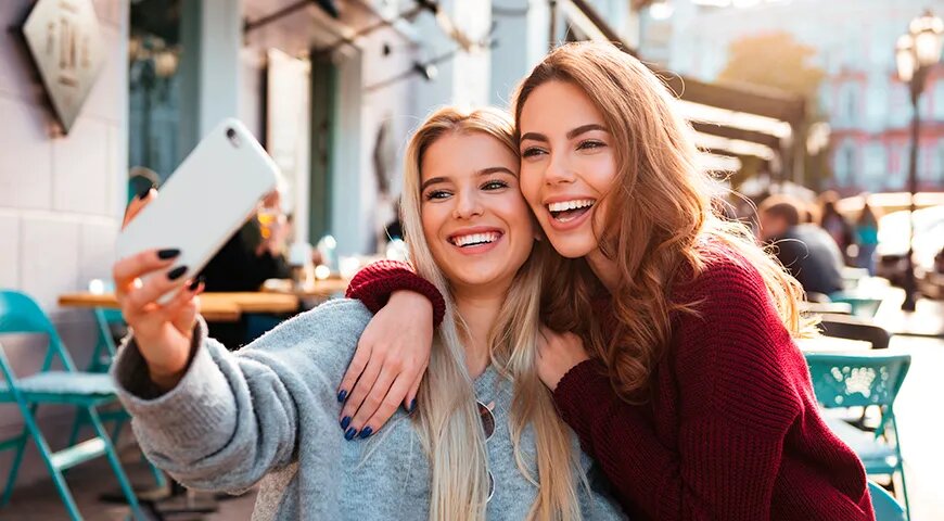   Всемирный день улыбок, конечно же, стоит начать именно с улыбки (Shutterstock/FOTODOM)