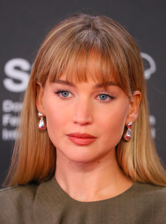    Самая модная челка сезона? Все еще как у Джейн Биркин (фото 2)