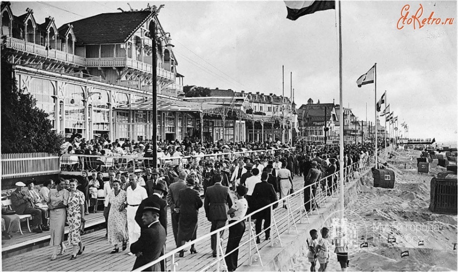 Променад Кранца до войны. По многолюдности не уступает сегодняшнему Зеленоградску
