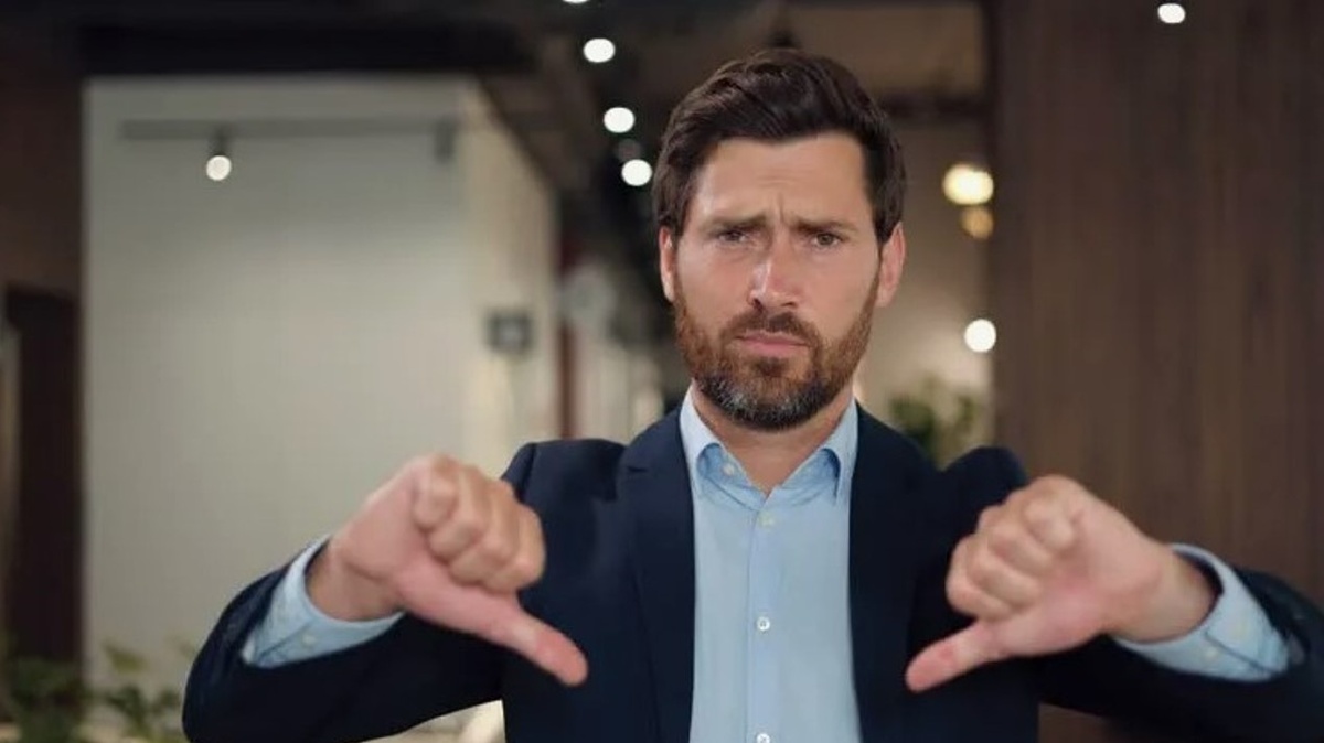 Вердикт вынесен. Ваша жизнь признана плагиатом на несбывшиеся мечты рода.