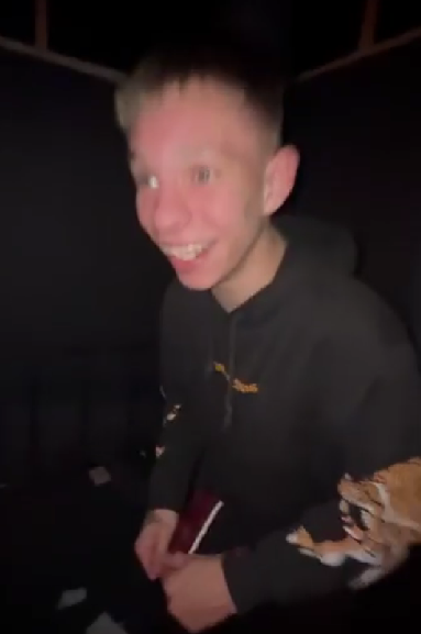 скриншот из видео