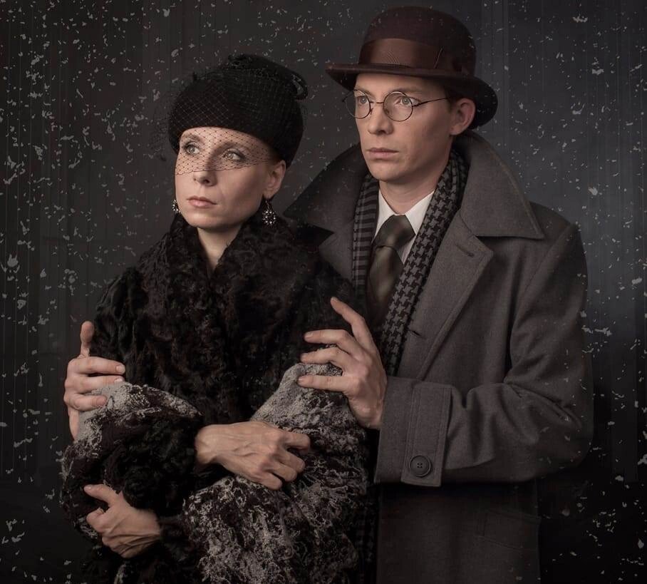    Артист Алексей Захаров в роли Голубкова в спектакле «Бег» по Булгакову.. Фото: пресс-служба театра им. Качалова