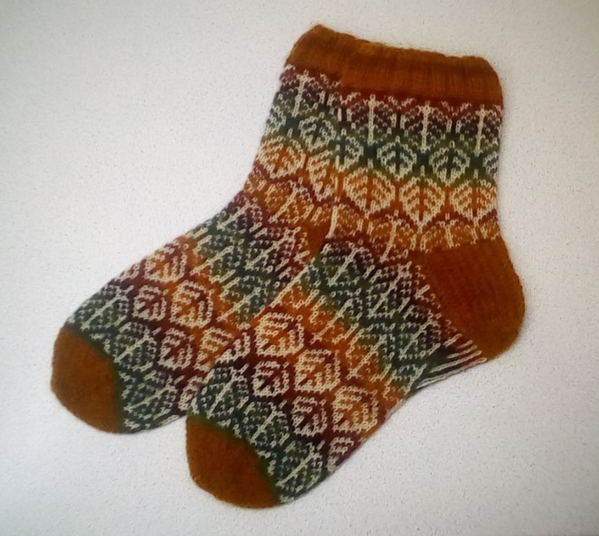 Носочки октября