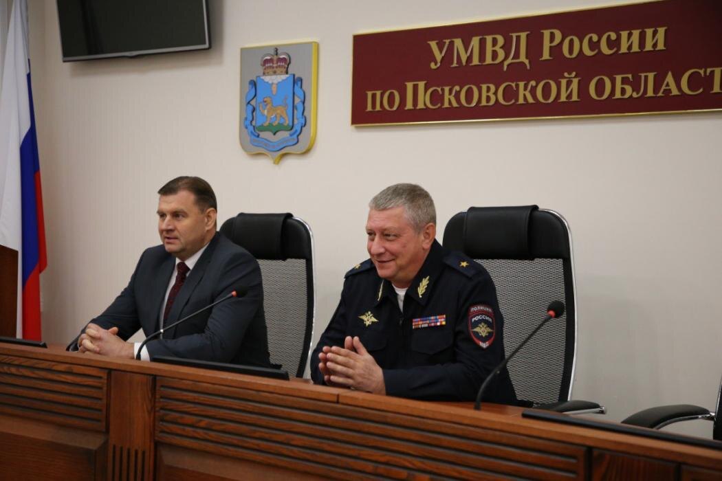 Сотрудников уголовного розыска наградили в Пскове
Фото: пресс-служба УМВД России по Псковской области