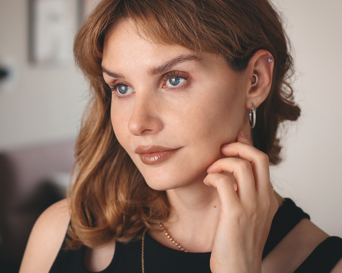 Меня зовут Таня, добро пожаловать в мой блог! Здесь я рассказываю о красоте и заботе о себе с большой любовью :)