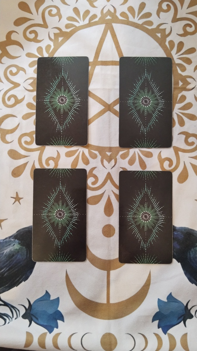 Расклад на Таро Что тянется из прошлой жизни 