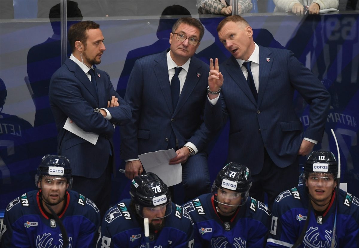    На домашнем льду торпедовцы проиграли дважды подряд: 27 сентября было поражение от «Нефтехимика» – 1:2