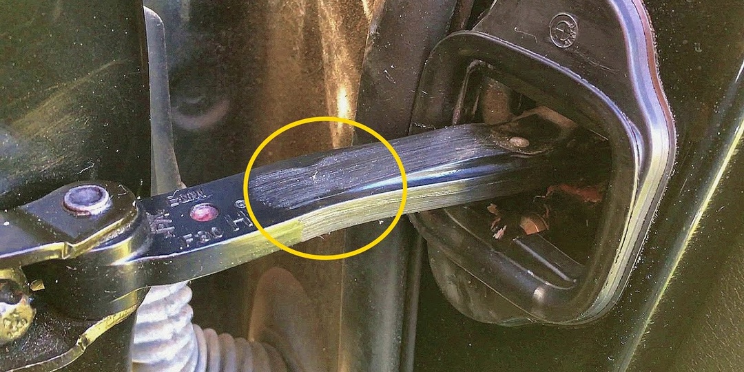 Как навсегда избавиться от противного скрипа дверей в машине