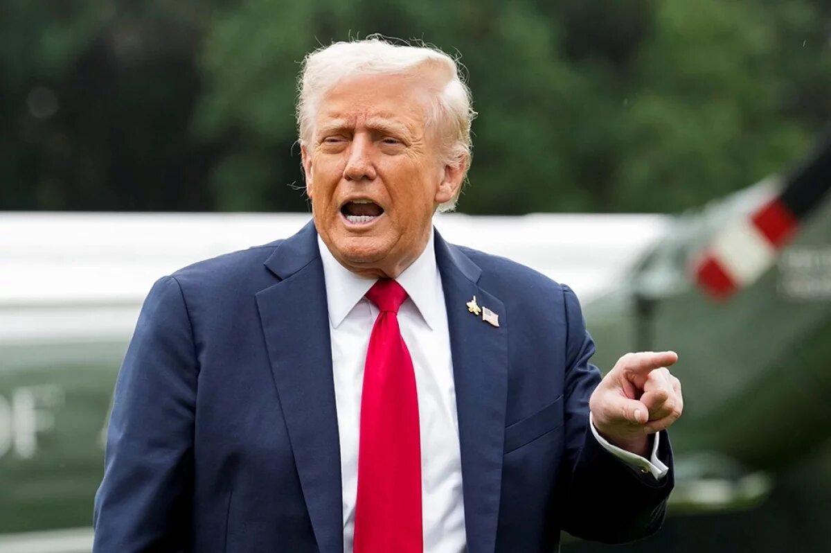    Дональд Трамп.