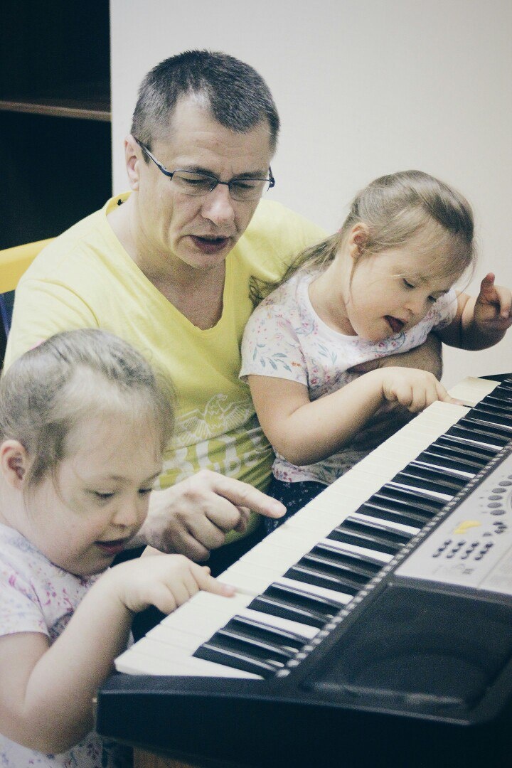 Музыкальные занятия для детей с ОВЗ в Королёве