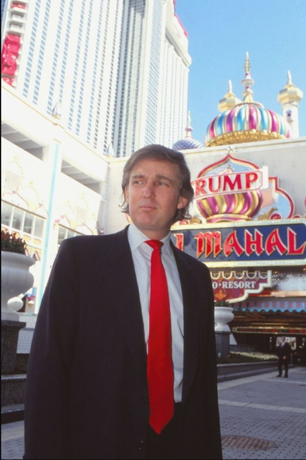 Дональд Трамп и его казино Тадж-Махал. Источник: Jeffrey Asher/ Getty Images