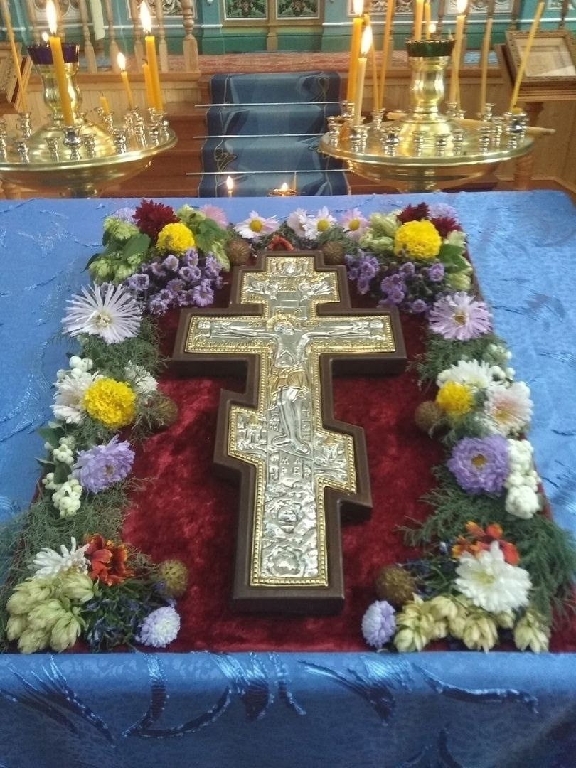 Животворящий Крест