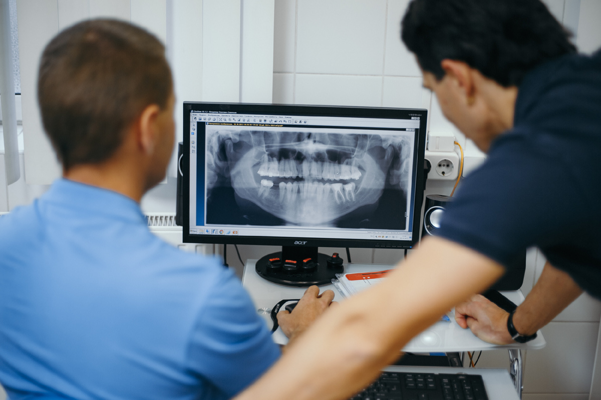 Фотография взята с сайта стоматологии Дмитрович Фэмили https://www.dmitrovich.ru/