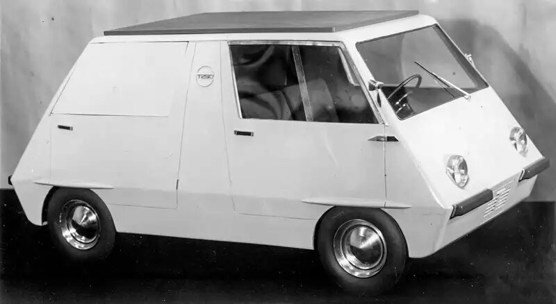    Макет тульского фургона с увеличенной задней колеей.