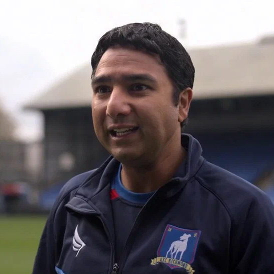     Сегодня 45 лет Нику Мохаммеду