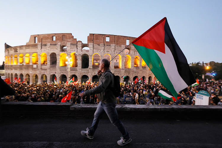    «Действительно, можно признать палестинское государство при согласии со стороны Израиля. Но сектор Газа частью этого государства уже не станет».   
Фото: © Cecilia Fabiano / Keystone Press Agency / www.globallookpress.com