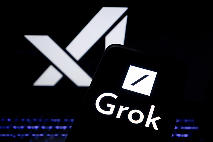    Американский бизнесмен Илон Маск анонсировал создание «Грокипедии».   
Фото: © Cfoto / Keystone Press Agency / www.globallookpress.com