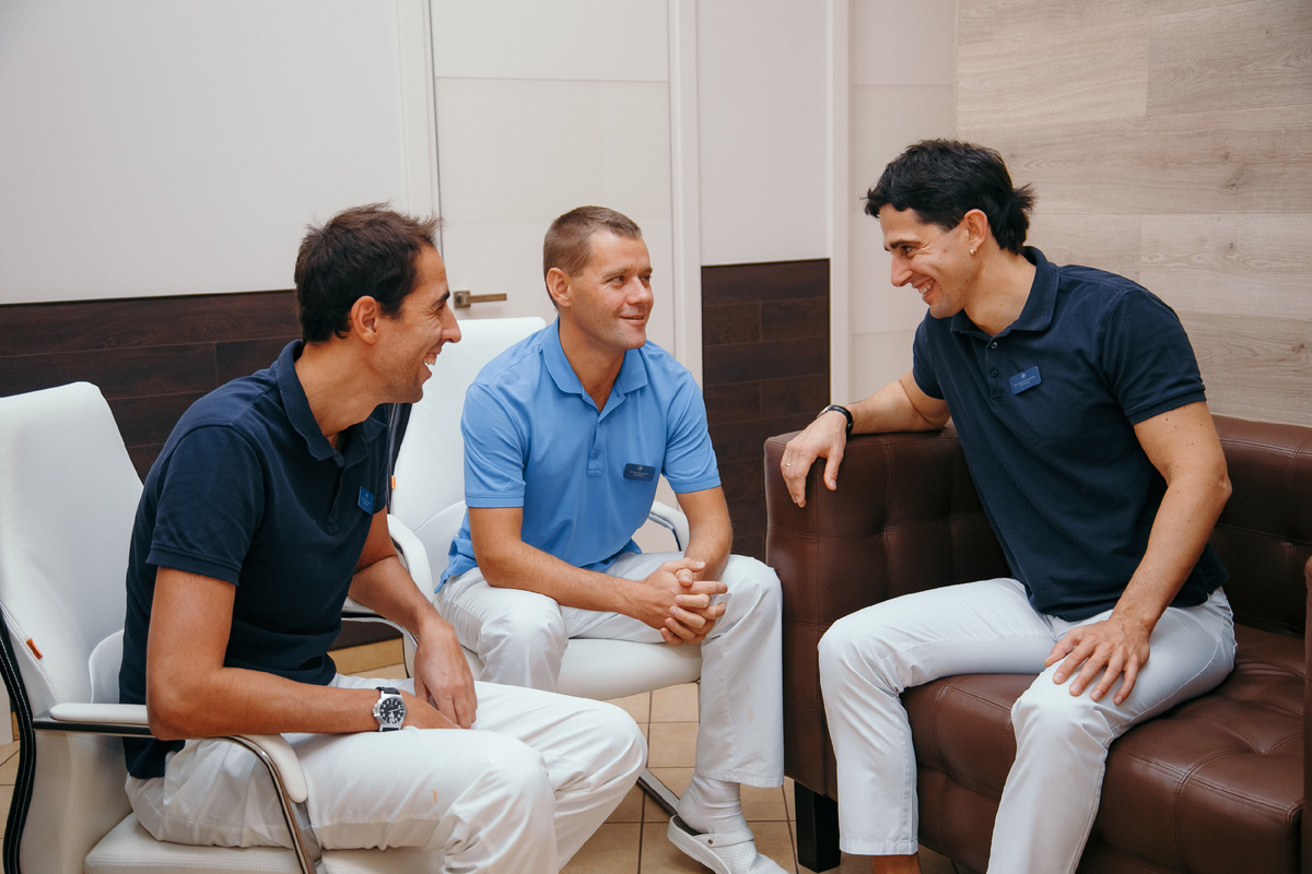 Фотография взята с сайта стоматологии Дмитрович Фэмили https://www.dmitrovich.ru/