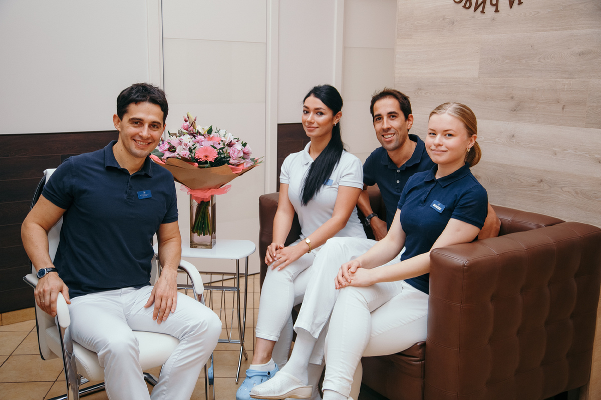 Фотография взята с сайта стоматологии Дмитрович Фэмили https://www.dmitrovich.ru/