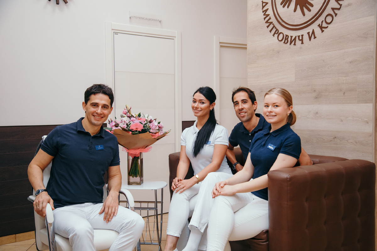 Фотография взята с сайта стоматологии Дмитрович Фэмили https://www.dmitrovich.ru/